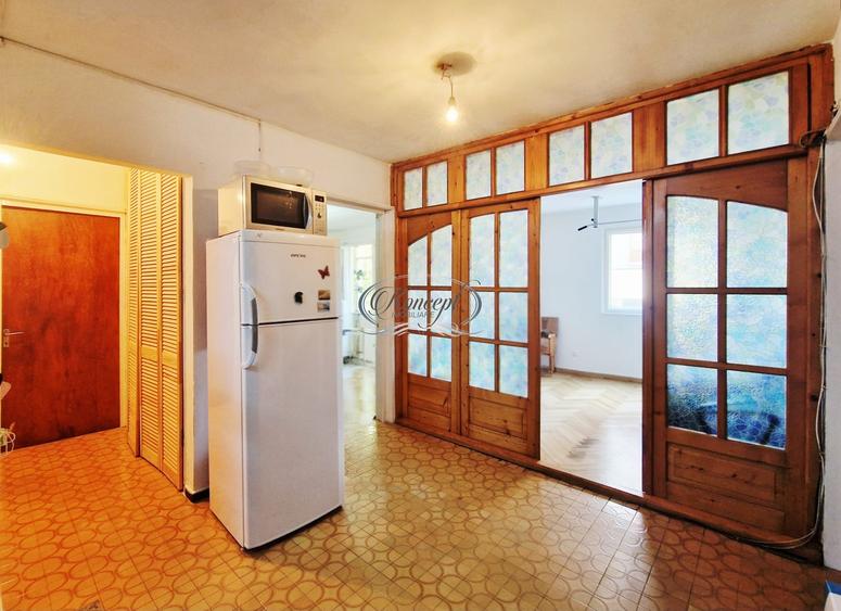 Apartament cu 4 camere decomandat, mobilat în Mănăștur