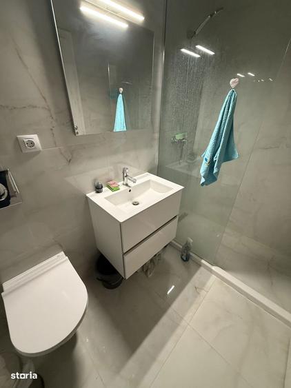 Apartament cu 2 camere, mobilat în Central