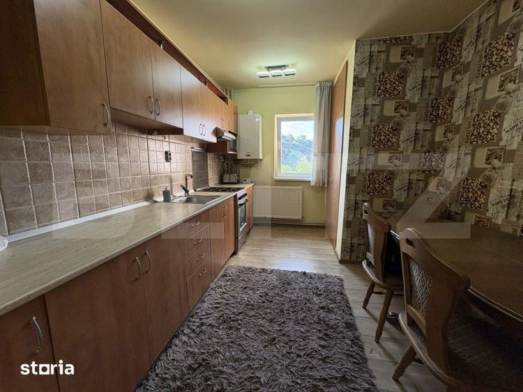 Apartament cu 4 camere în Zorilor