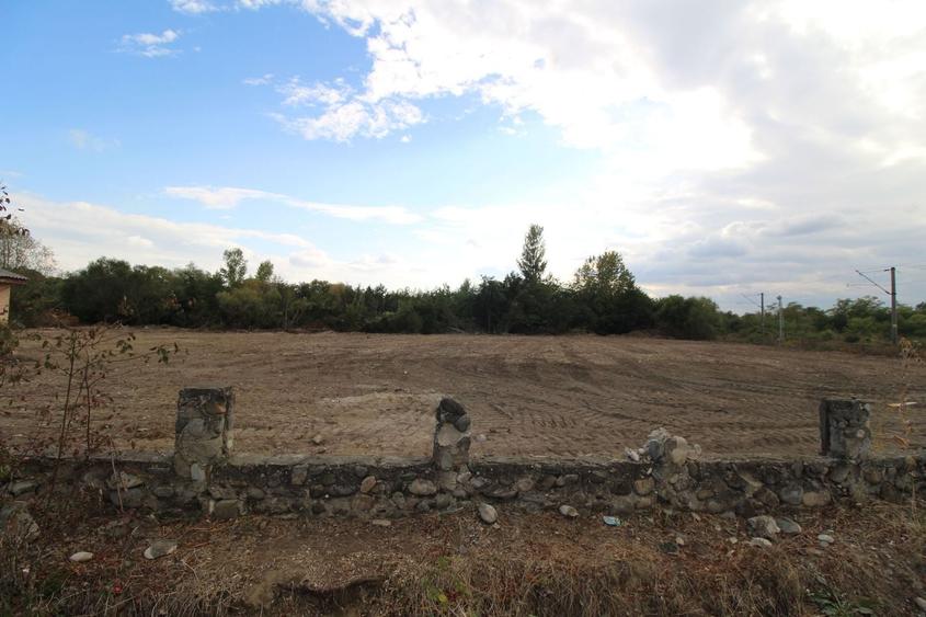 Teren Construcții intravilan de 3169 mp, în Tetila