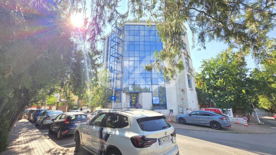 Spatiu de birouri de inchiriat- parcul Titan- policlinica Ti - 4