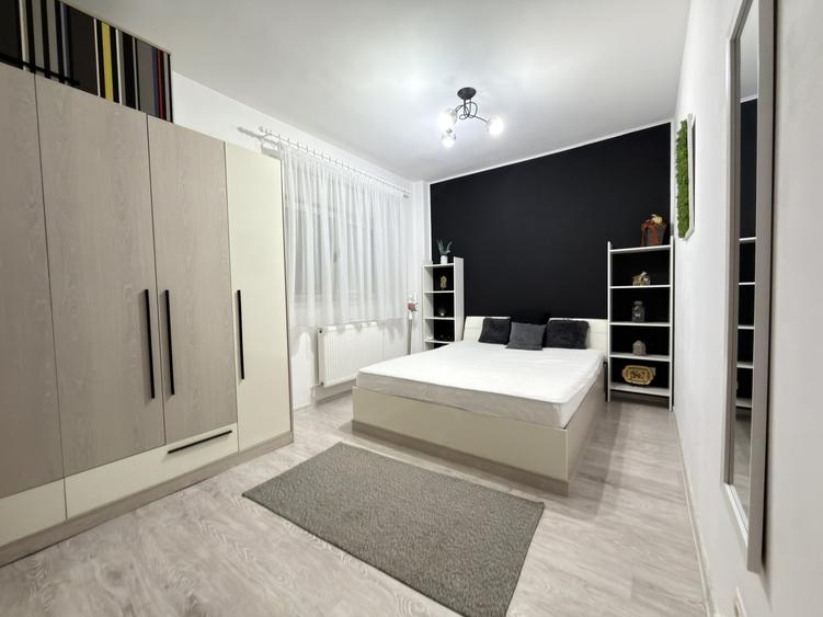 Apartament cu 2 camere semidecomandat, mobilat în Torontalului