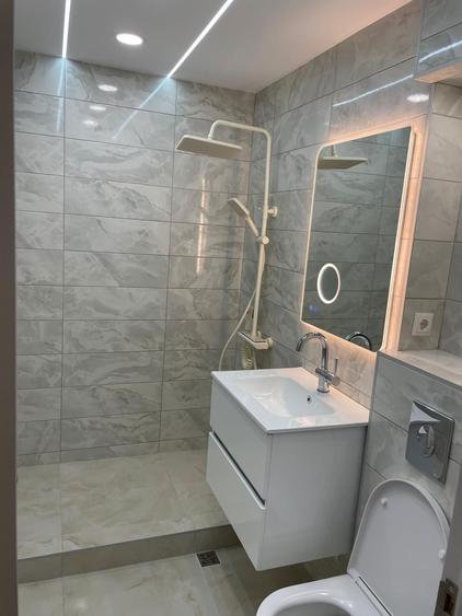 Apartament cu 2 camere decomandat, mobilat în Central