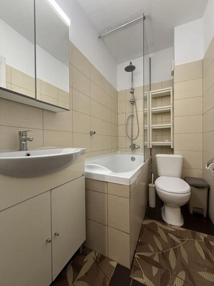 Apartament cu 2 camere decomandat în 1 Decembrie 1918