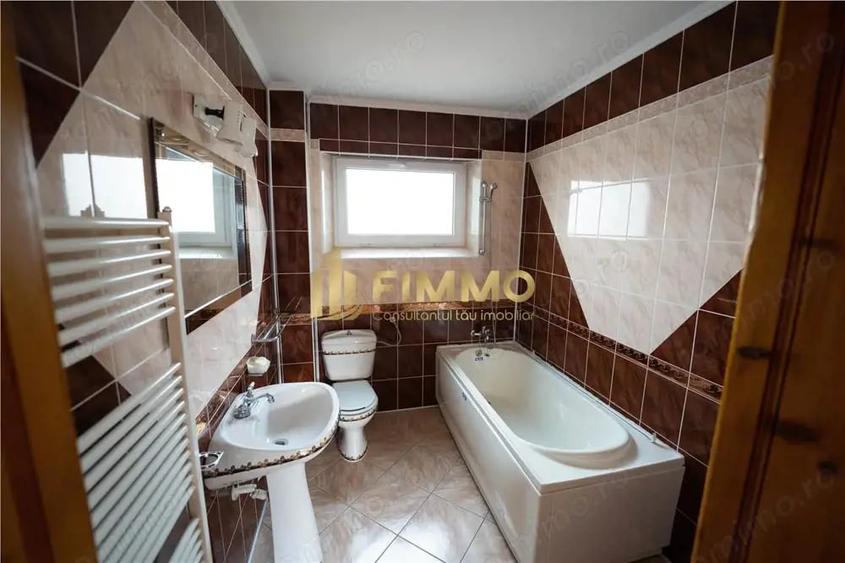 Casă cu Teren 1000 Mp în Obcini
