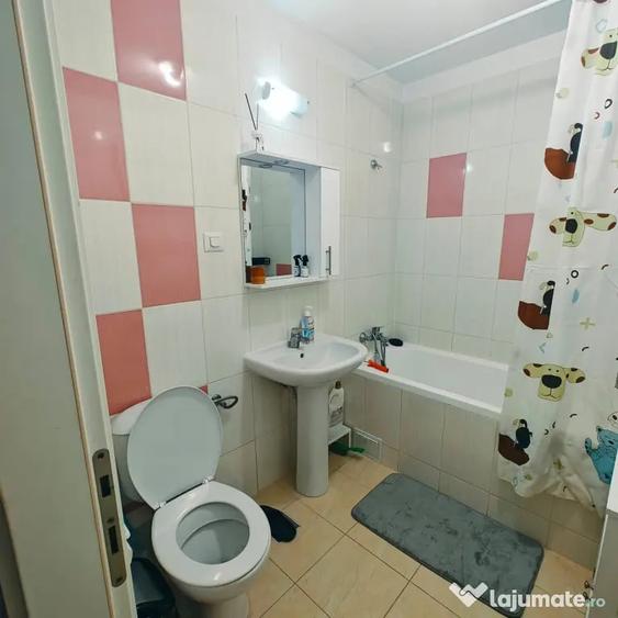 Apartament cu 2 camere semidecomandat în Central