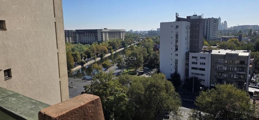 Apartament 3 camere de vanzare in Cotroceni