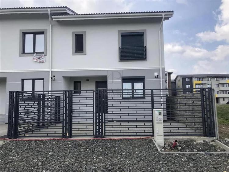 Casă cu 3 camere cu Teren 50 Mp în Ciarda Roșie