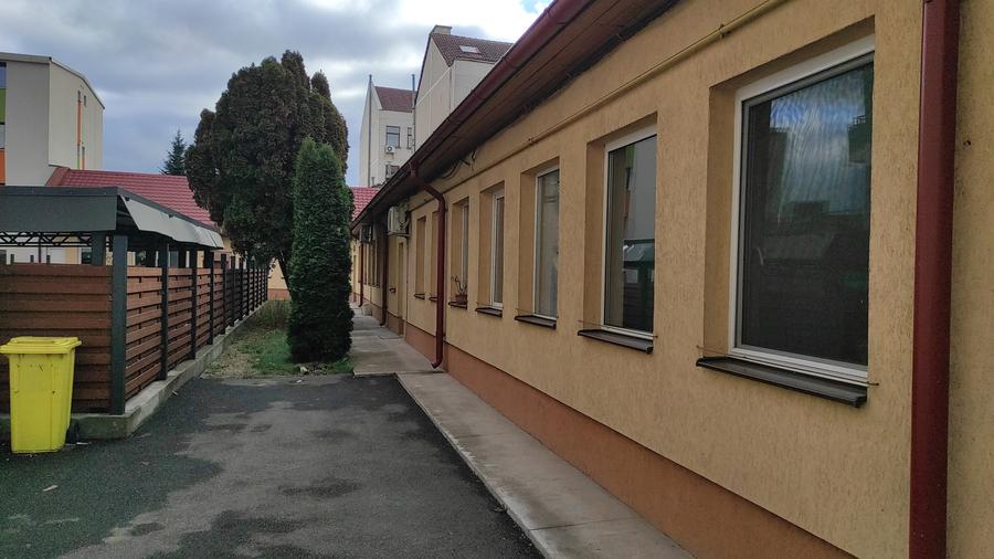 Spațiu comercial, de 304 mp, în Gruia