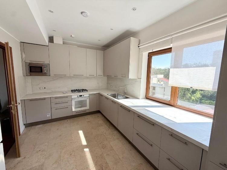 Floreasca/Parcul Verdi inchiriez apart 3 camere 90 mpu mobilat lux - 9