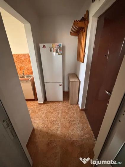 Apartament cu 2 camere nedecomandat în Central