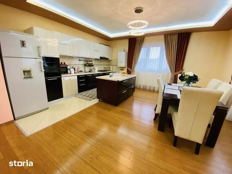 Apartament cu 4 camere decomandat în Turnișor