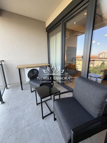 Apartament cu 2 camere semidecomandat, mobilat în Central