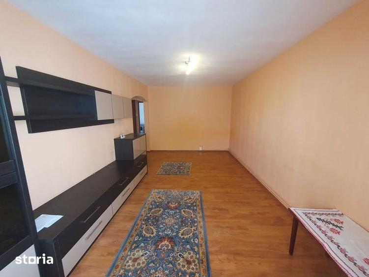 Scriitorilor, 3 camere mobilat, 450 euro - 1