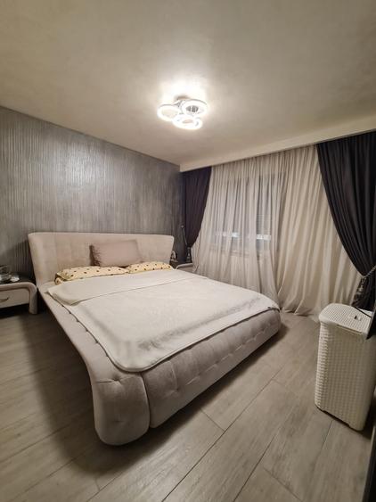 Apartament cu 2 camere decomandat, mobilat în Micro 14