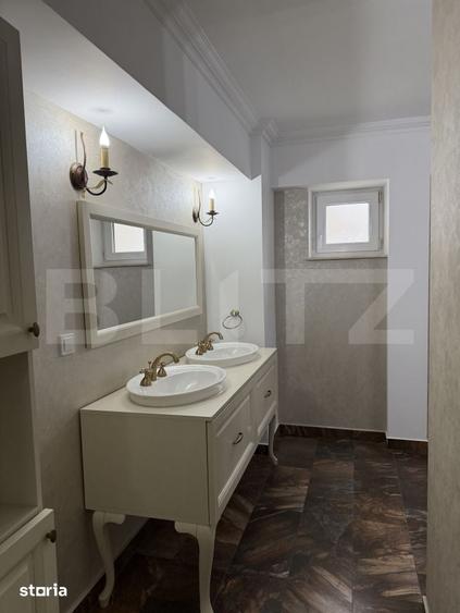 Apartament cu 4 camere semidecomandat în George Enescu