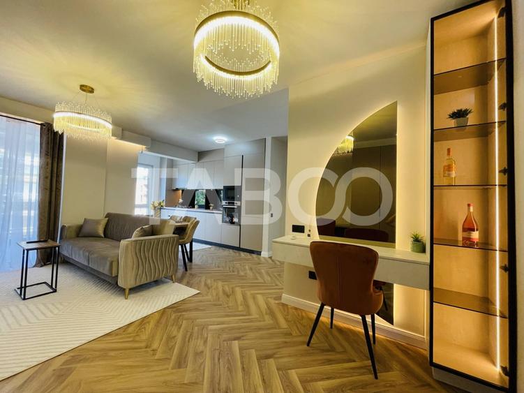 Apartament cu 3 camere semidecomandat, mobilat în Florești