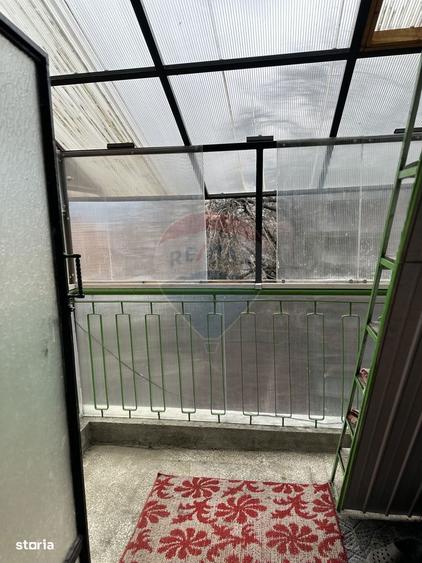 Apartament cu 4 camere, mobilat în Central