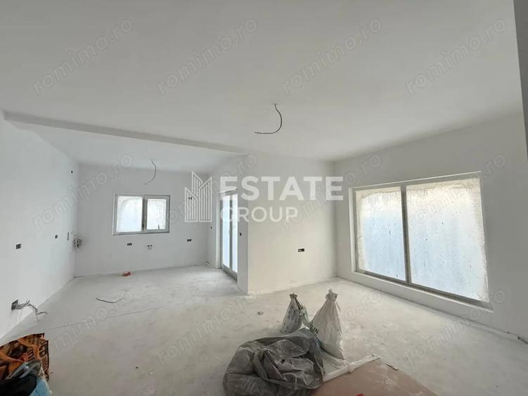 Casă cu 4 camere cu Teren 340 Mp în Urseni