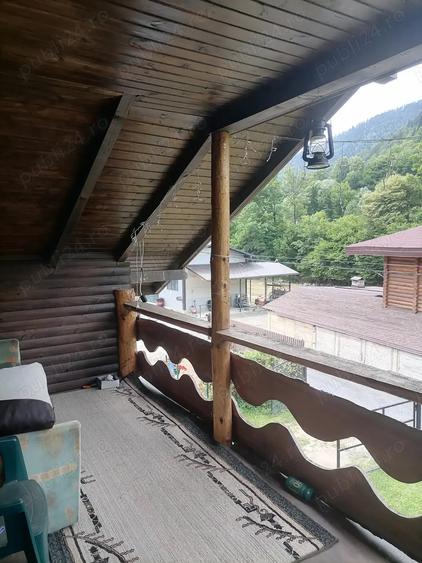 Casă cu 6 camere cu Teren 1056 Mp în Central