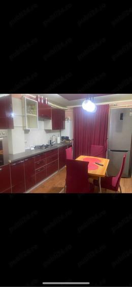 Inchiriez ap. 3 camere parter - 2