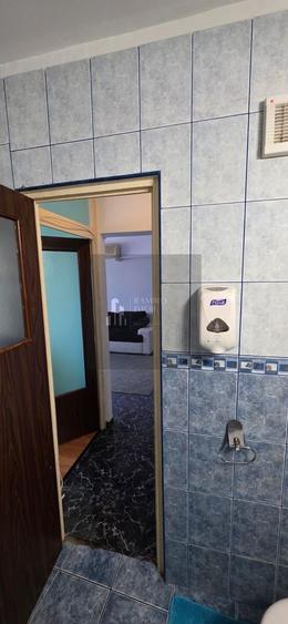 Apartament cu 3 camere semidecomandat, mobilat în 1 Decembrie 1918