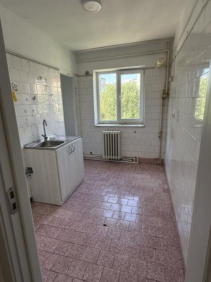 Apartament cu 3 camere decomandat în Nord