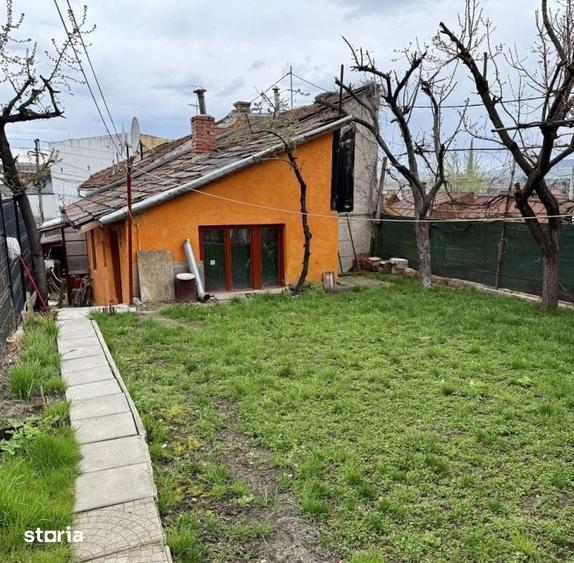 Casă cu 3 camere cu Teren 310 Mp în Andrei Mureșanu
