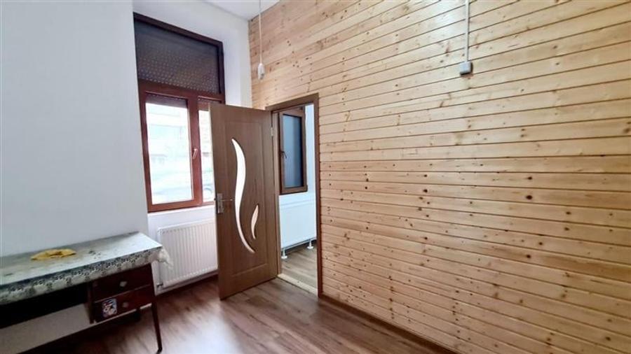Birou, de 50 mp, în Fabric