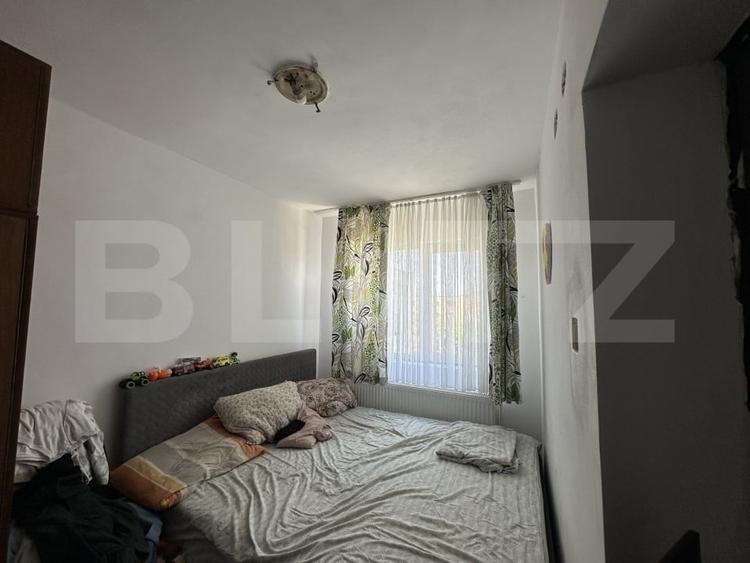 Apartament cu 3 camere decomandat, mobilat în 9 Mai
