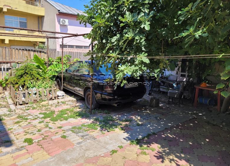 Teren Construcții intravilan de 180 mp, în Coiciu