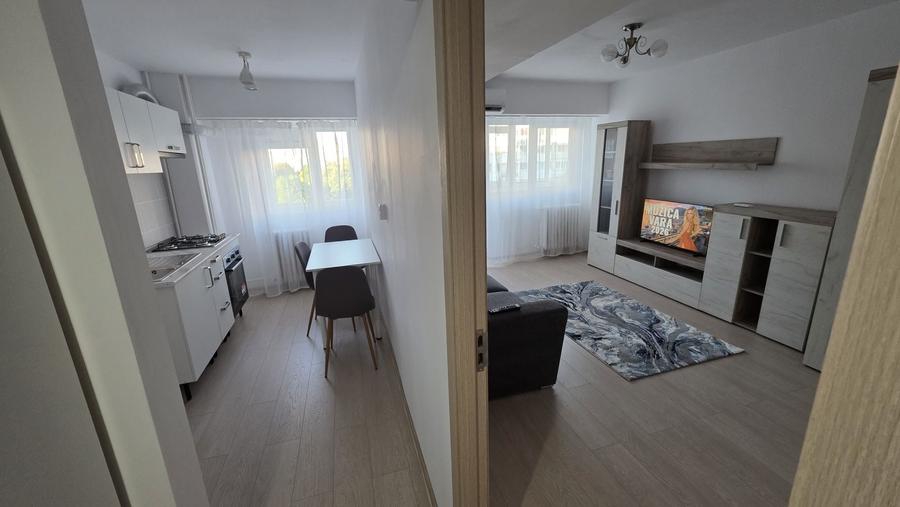 Apartament cu 2 camere decomandat în Alexandru Obregia