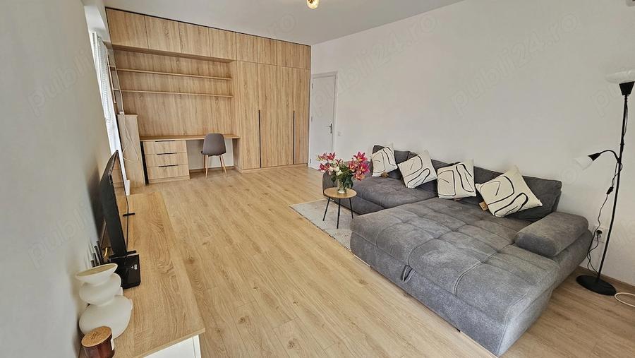 Apartament cu 2 camere decomandat în Central