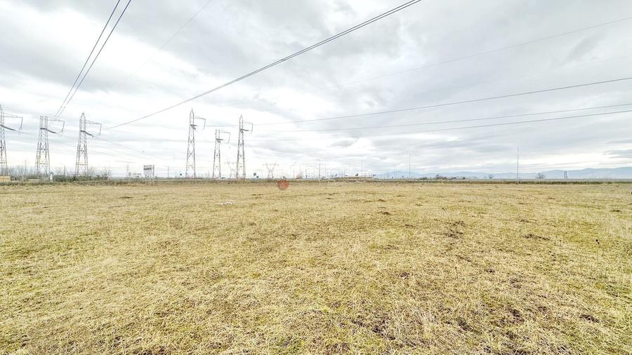 Teren Construcții intravilan de 6480 mp, în Uzina 2