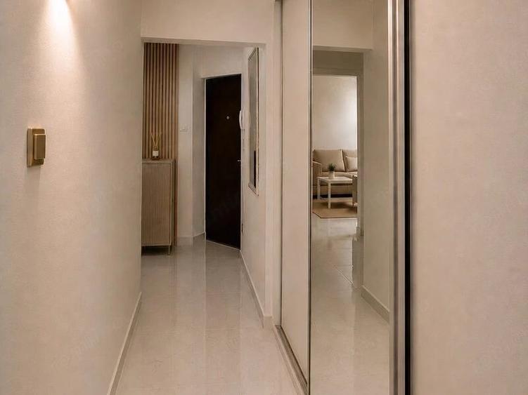 Apartament cu 3 camere decomandat în Titan