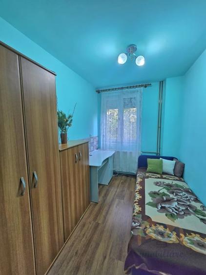 Apartament cu 2 camere semidecomandat, mobilat în Rogerius