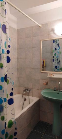 Apartament cu 3 camere decomandat în Bucureștii Noi