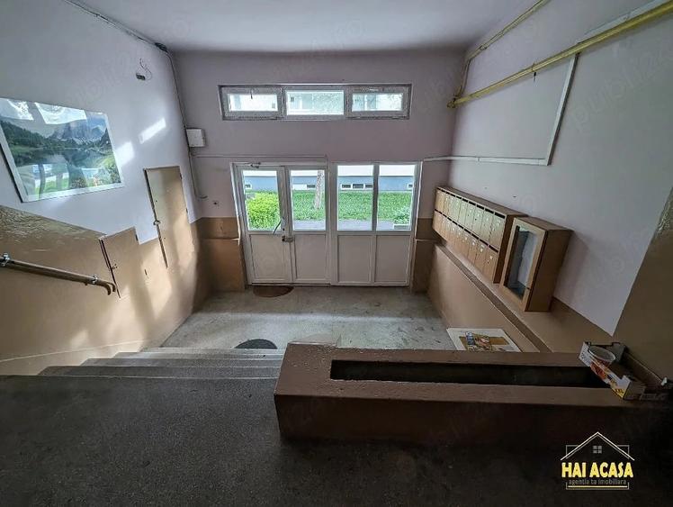 Apartament cu 3 camere decomandat în Soarelui