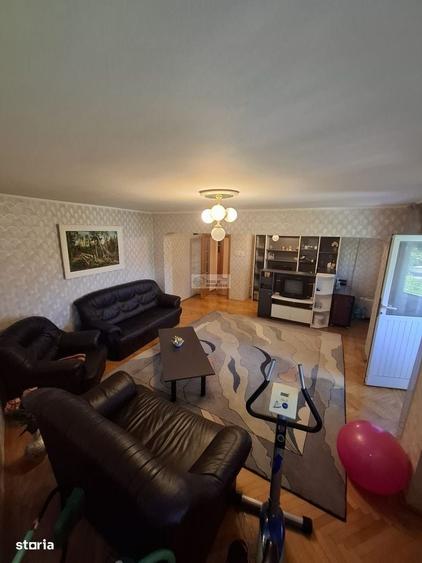 Apartament cu 4 camere în Central
