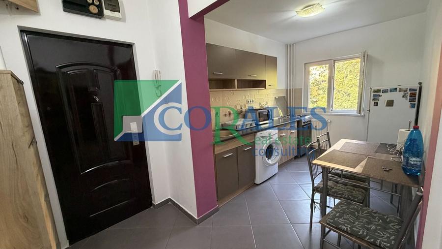 Apartament cu 2 camere semidecomandat, mobilat în Girocului