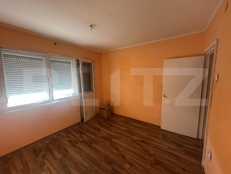 Apartament 3 camere, 67 mp, zona Micro 16 - 12
