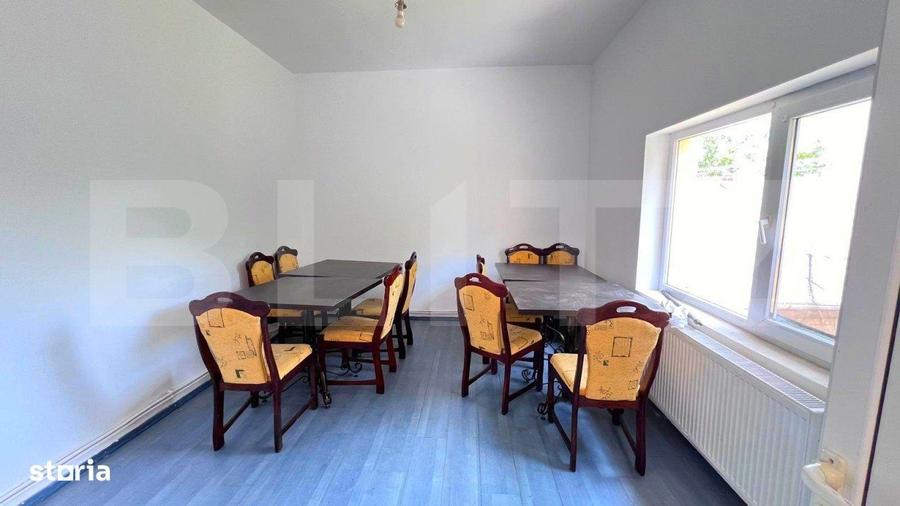 Casă cu 3 camere în Sărărie