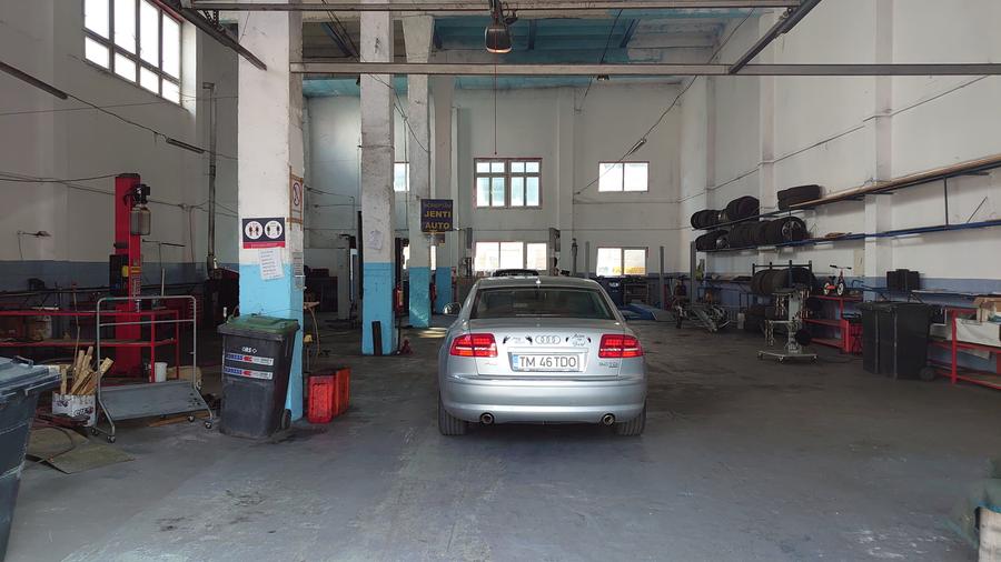 Spațiu industrial, de 500 mp, în Complex Studențesc