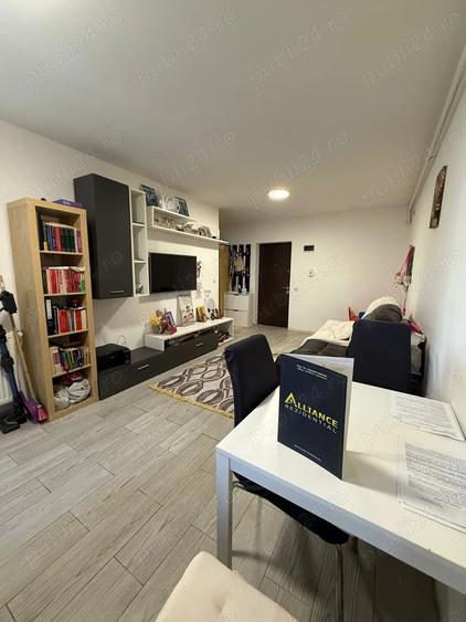 Apartament cu 2 camere semidecomandat, mobilat în Metalurgiei