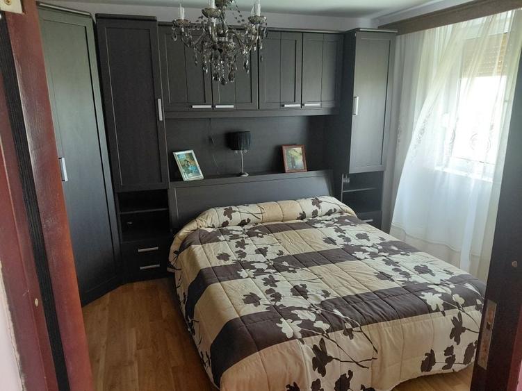 Casă cu 4 camere în Sânmartin