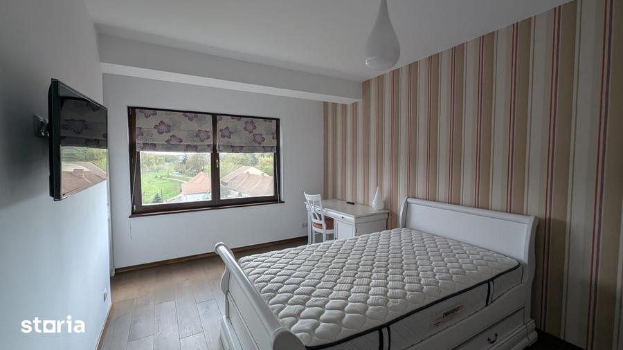 Apartament cu 3 camere în Valea Aurie