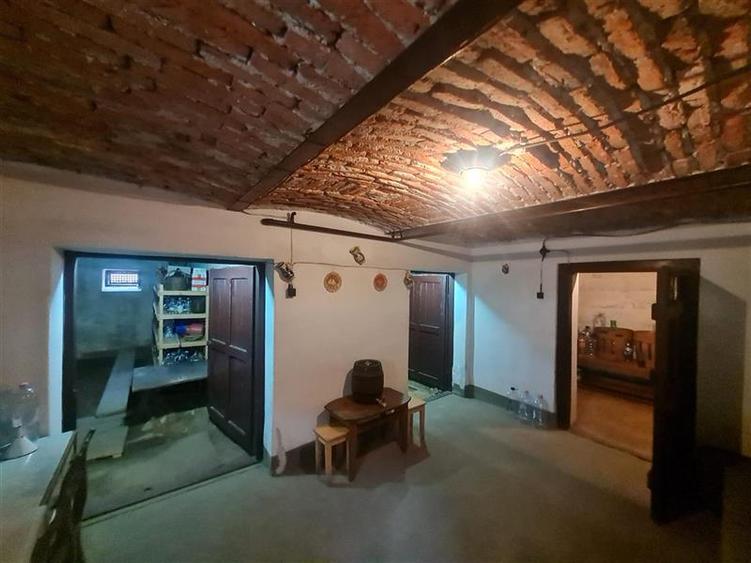 Casă individuală cu 3 camere cu Teren 490 Mp în Exterior Est