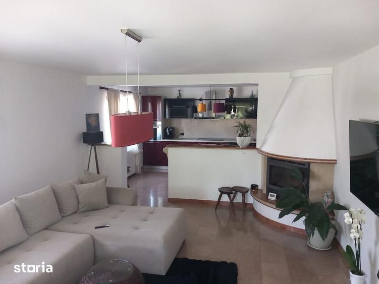 Casă cu 4 camere cu Teren 585 Mp în Smârdan