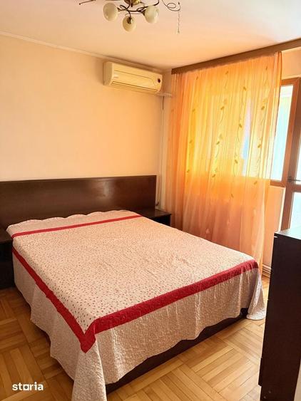 Apartament cu 4 camere decomandat în Siderurgiștilor