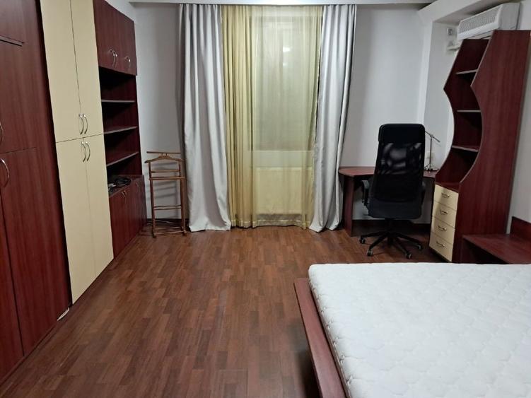 Apartament cu 3 camere decomandat, mobilat în Aviatorilor